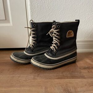 Sorel 1964 Premium Canvas Black Winter Snow Boots Lace Up Womens Size 7